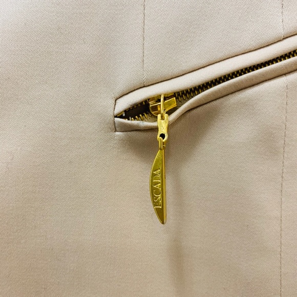 ESCADA Beige Blazer - Picture 4 of 5